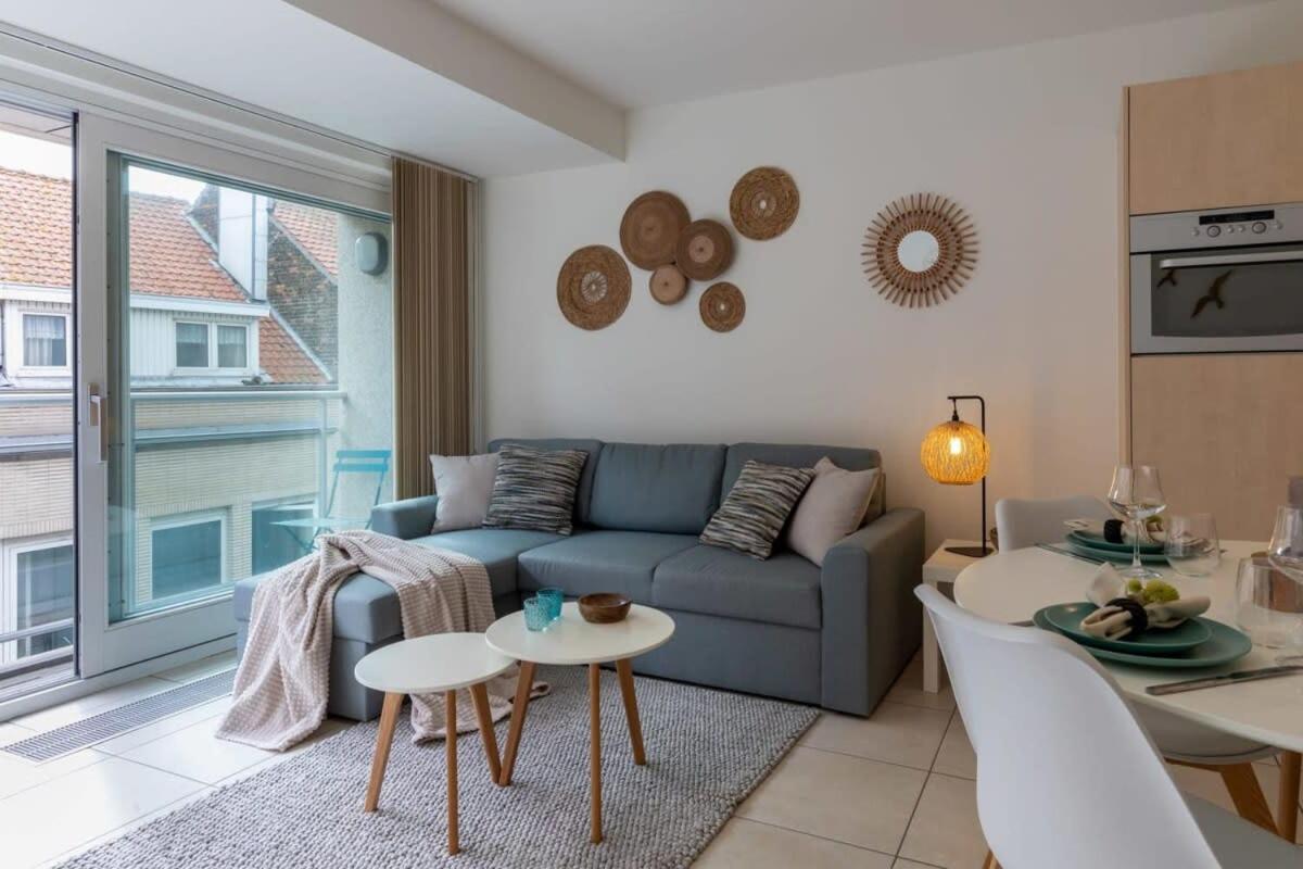 'Blue Sea' - Studio In Ostend With Private Parking Appartement Buitenkant foto